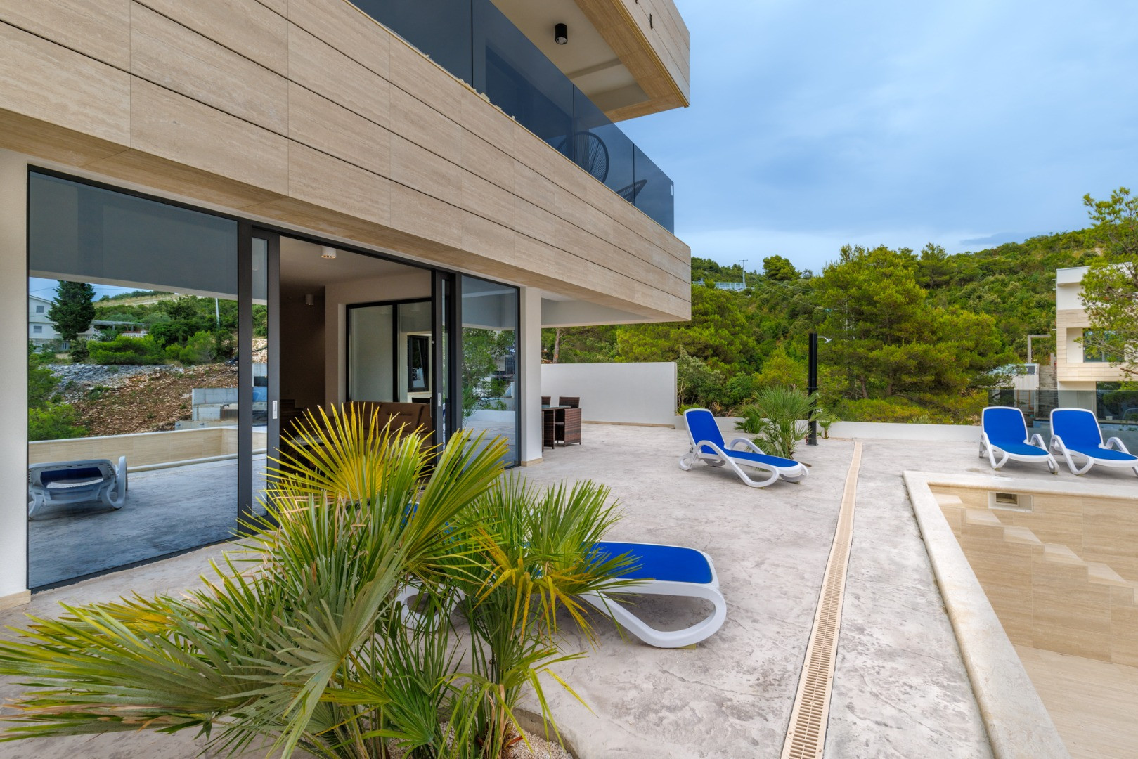 The Perfect Seaside Retreat in Komarna - Luxury Villa in Dalmatia with Pool and Sea View, Adria View - Luxury Villa in Dalmatia with Pool and Sea View Komarna
